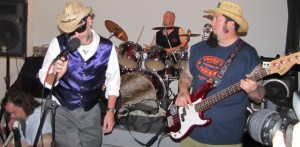 Meanwhile, the Throckmorton's Rip Up The Fridge for the Art Crowd at the Frager's Benefit Concert