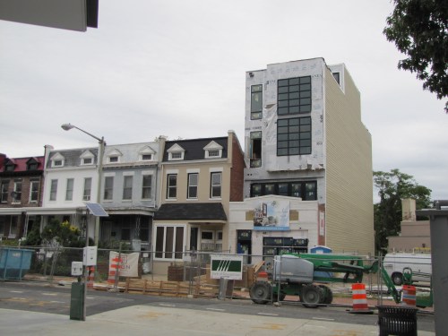 Pop Up Near Pennsylvania Avenue and 15th Street, SE