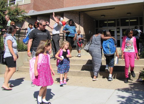 3:24pm, Watkins Elementary School, 12th Street Entrance