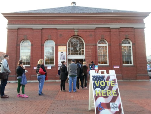 Eastern Market, 7:10am.  