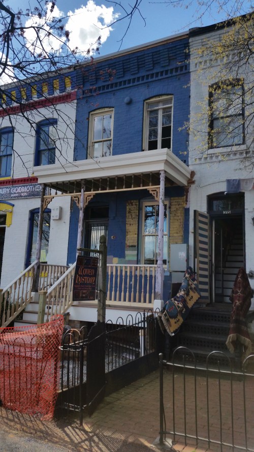 The future home of Bullfrog Bagel.  The balcony will hold two tables and four chairs - adjoining neighbors object to late night serving of alcohol a matter of feet from their second story apartments.
