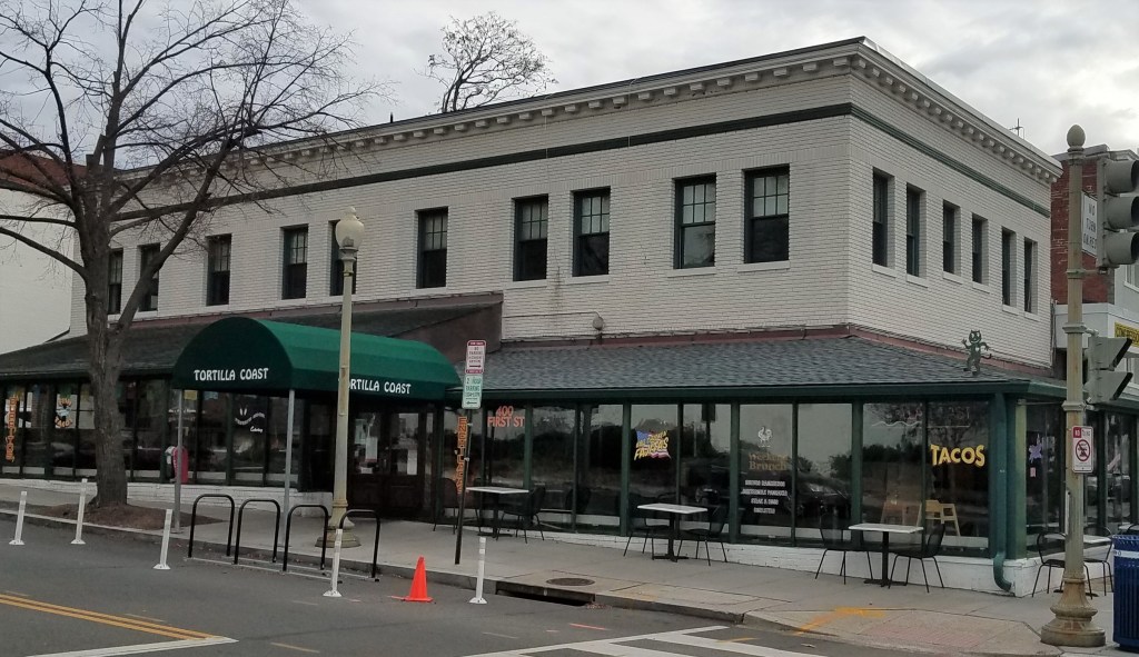 This image has an empty alt attribute; its file name is 20211219_123203.jpg